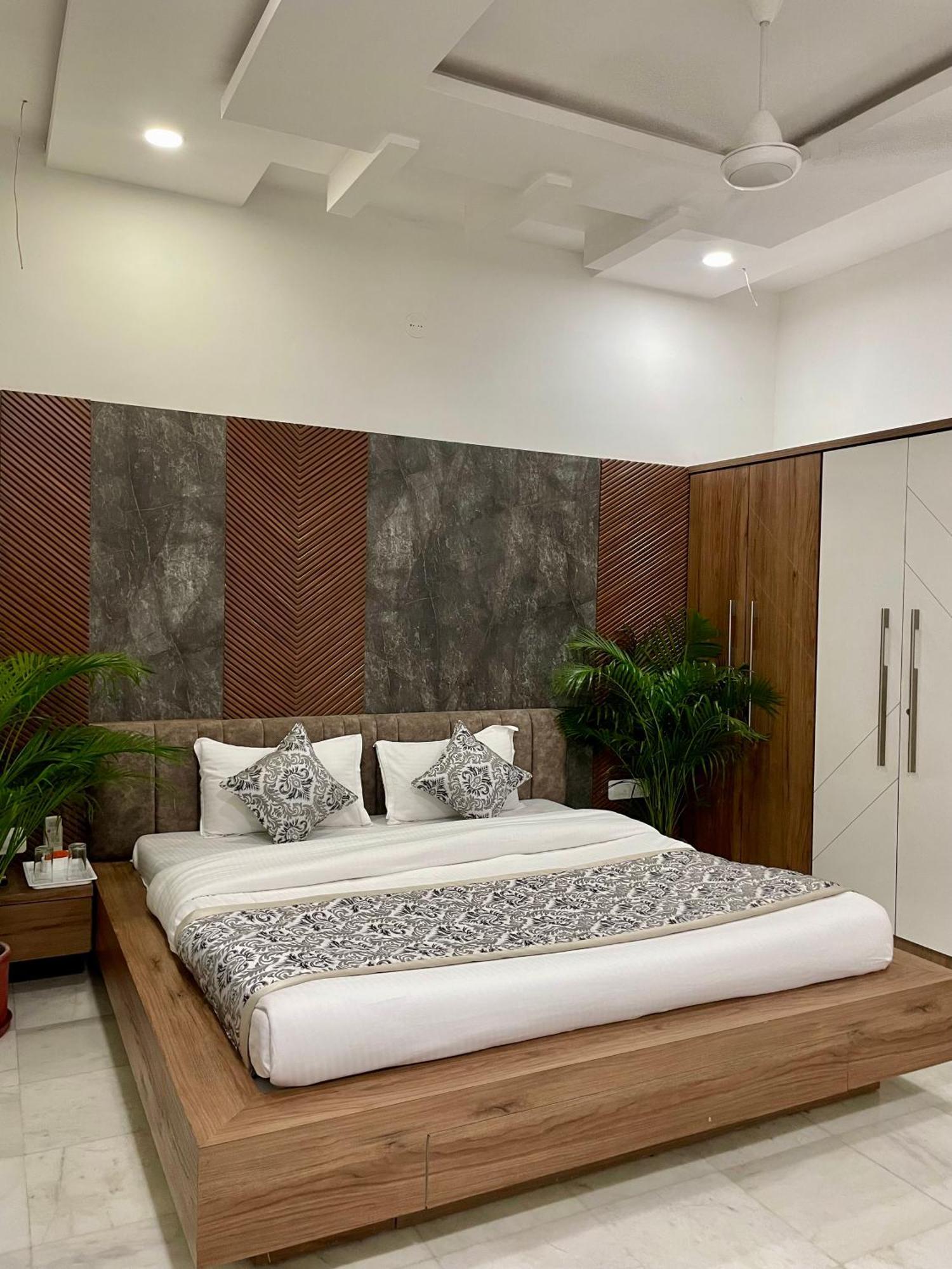 Karni Nivvas - Luxury Redefined Villa Udaipur Exteriör bild