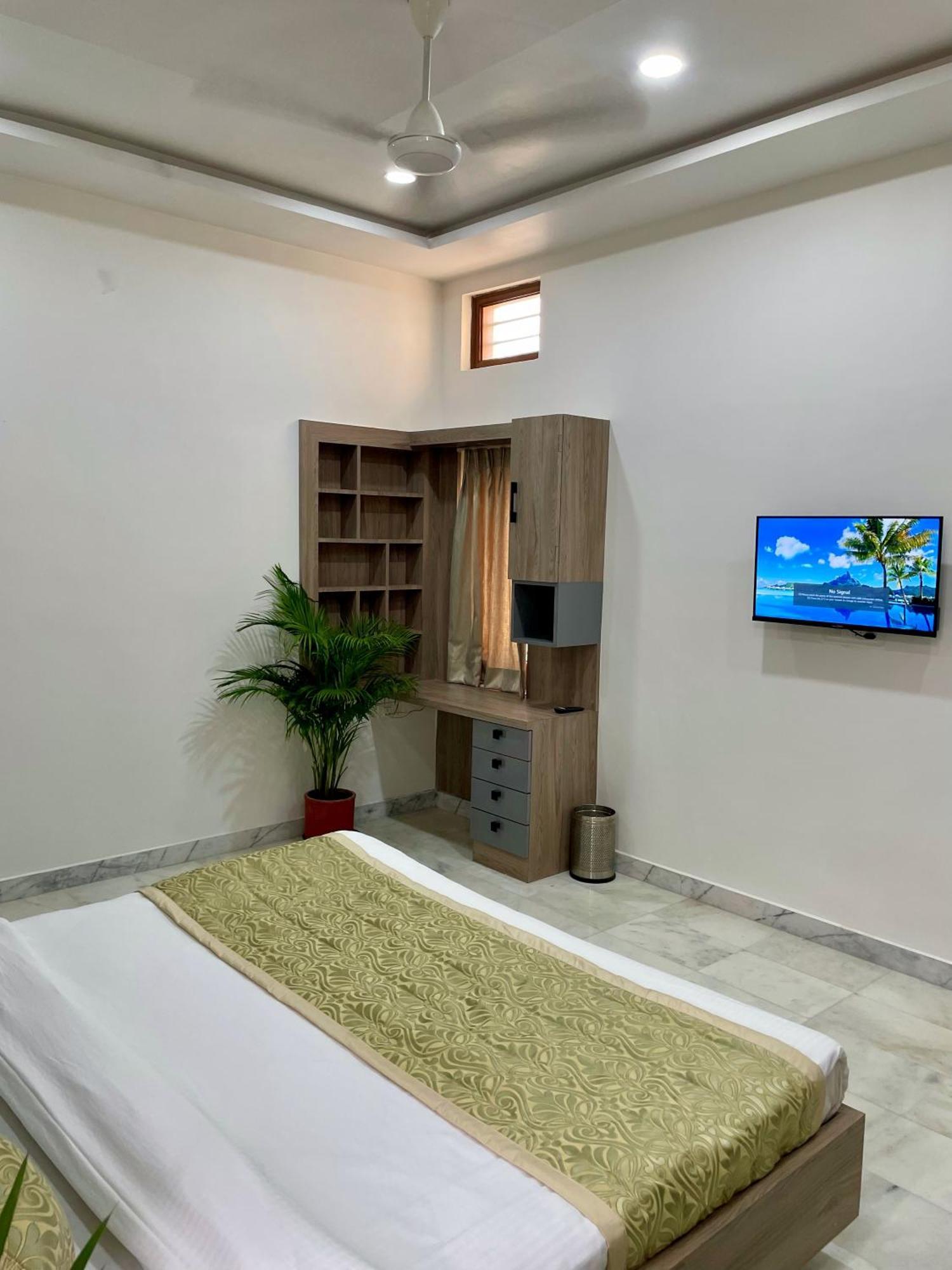 Karni Nivvas - Luxury Redefined Villa Udaipur Exteriör bild