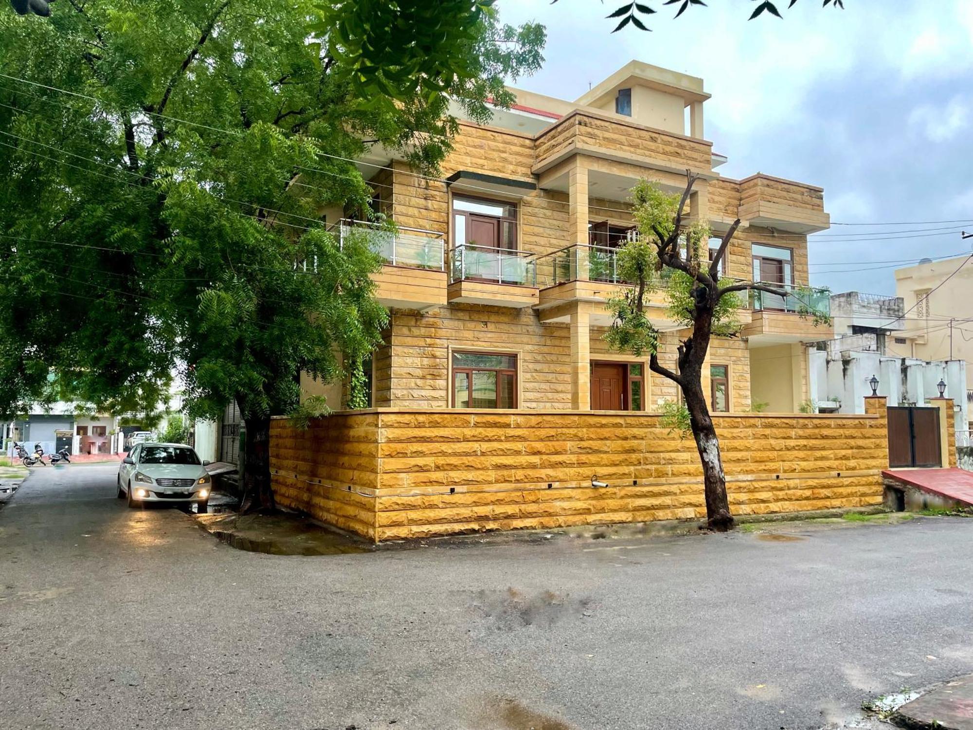 Karni Nivvas - Luxury Redefined Villa Udaipur Exteriör bild
